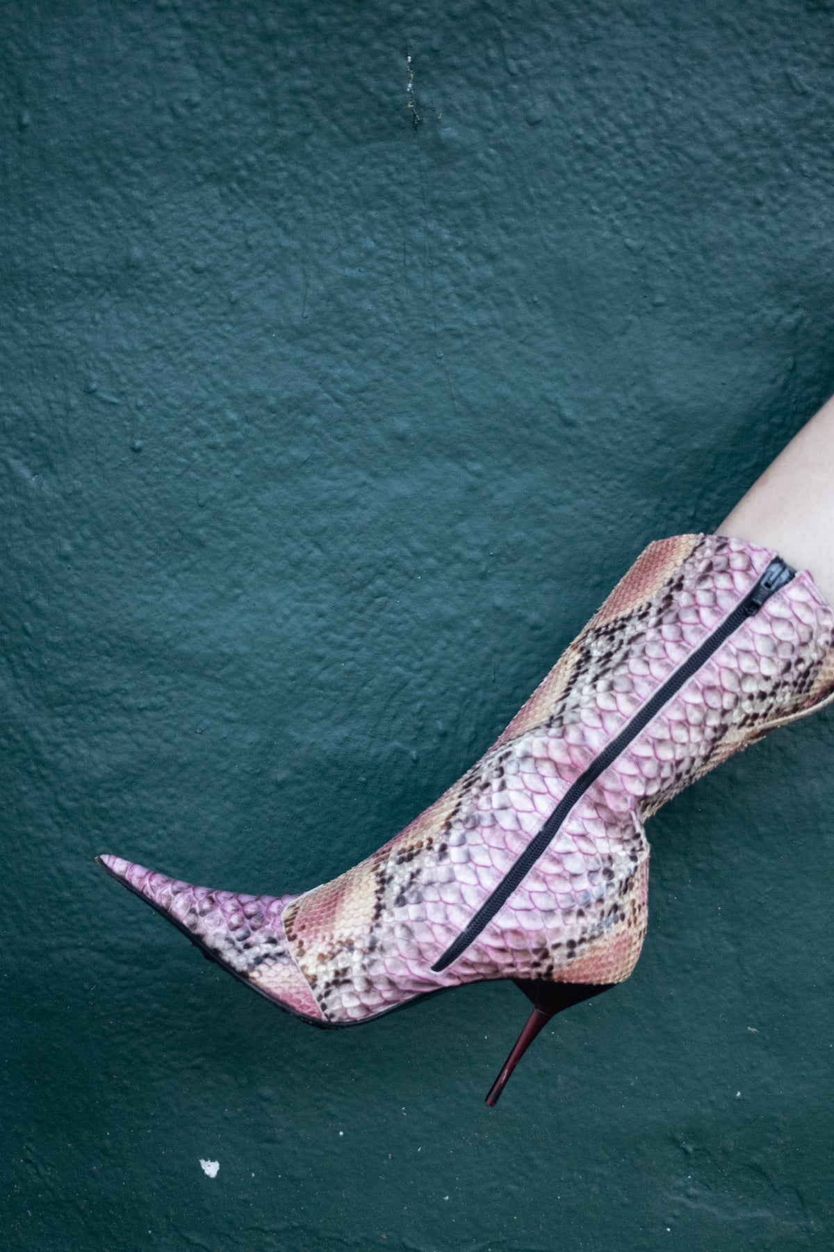 Italian genuine python boots in Size: 38