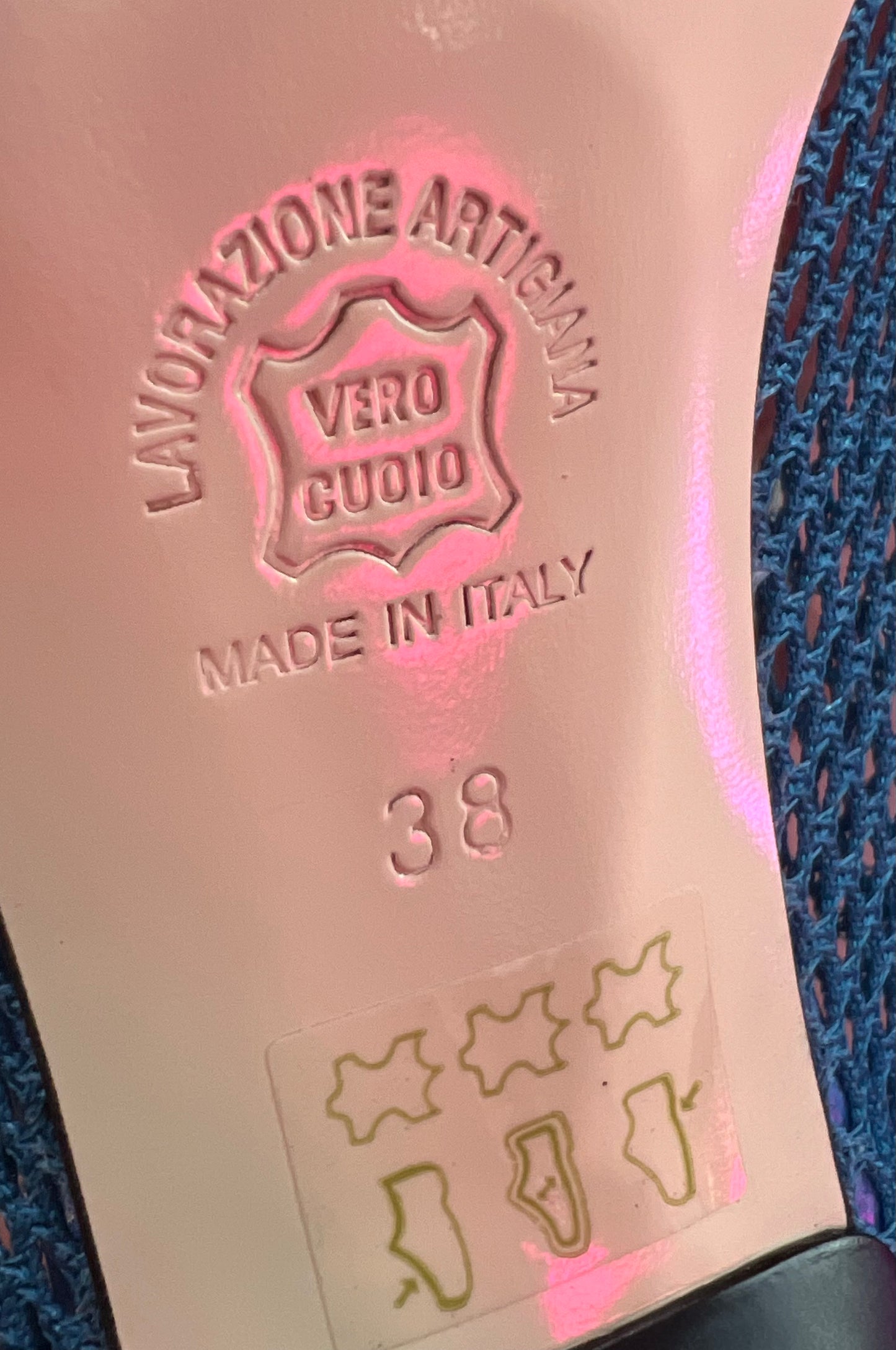 Italian pumps in size: 38