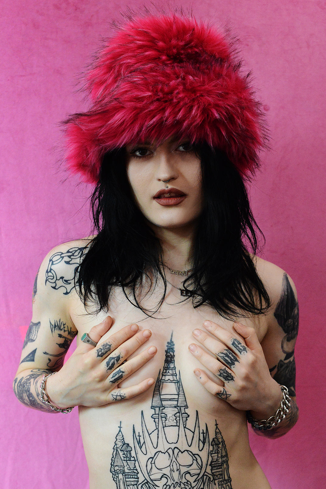 Stunnig oversized pink hat