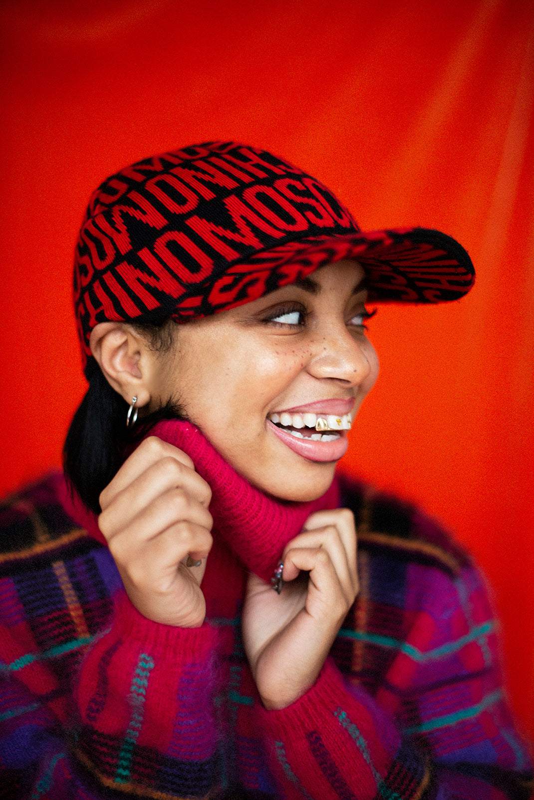 Moschino vintage hat