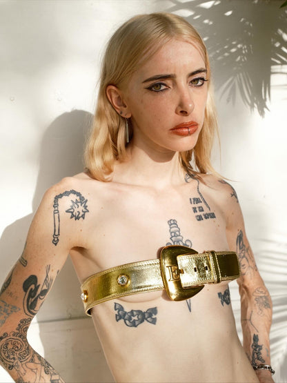 ESCADA gold leather belt in size Small