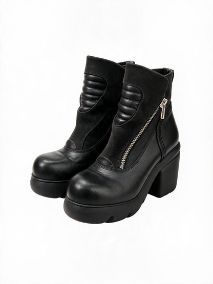 Iconic DESTROY boots in Size: 39
