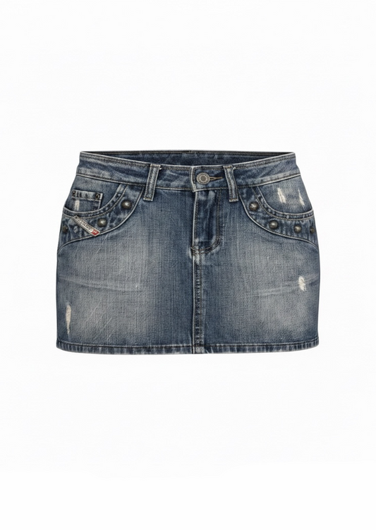 Diesel Mini skirt with studs in size: Small