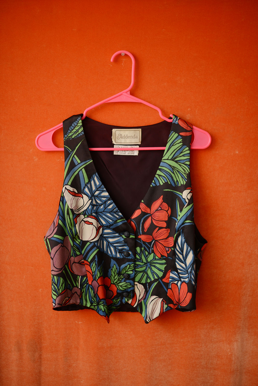 Antic vest
