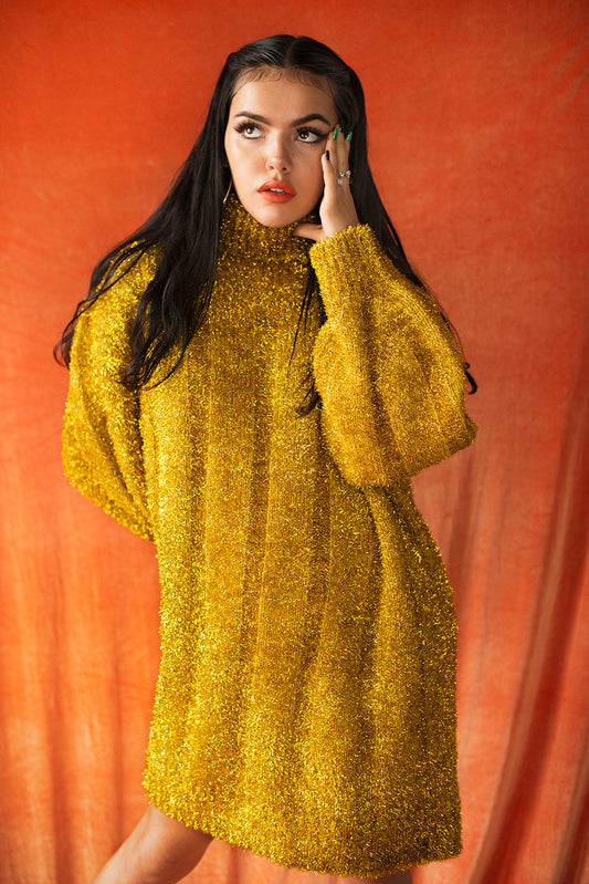 Oversize gold sweater/dress