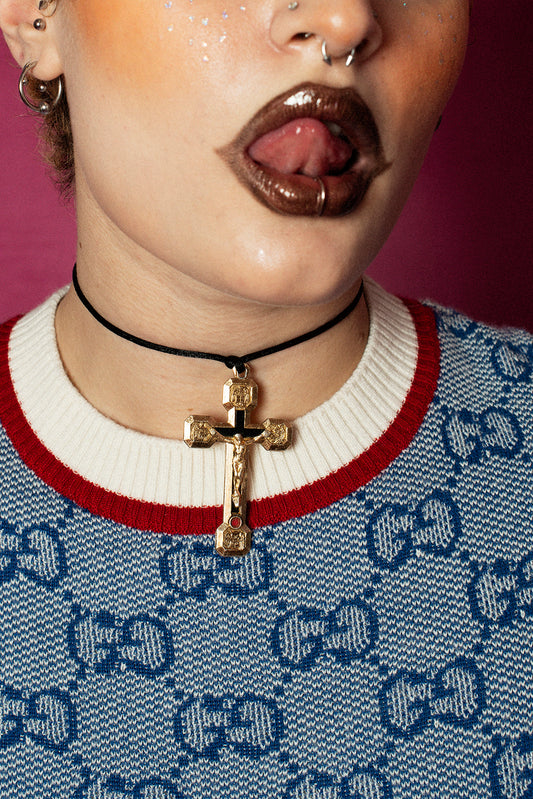 Crucifix vintage neckles